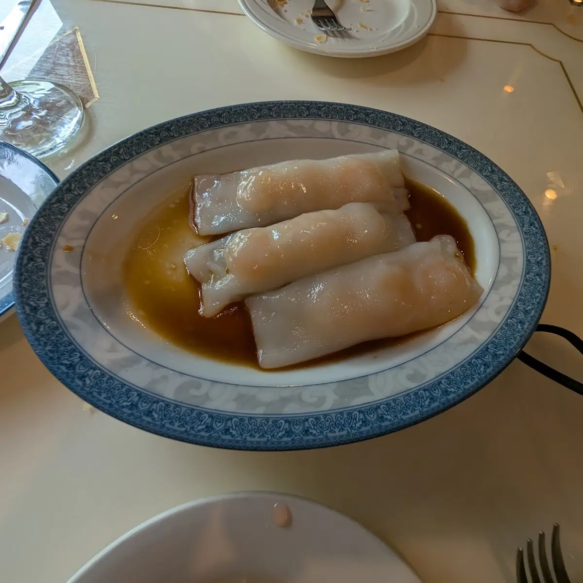 Steamed Rice Roll with Shrimp 虾肠粉